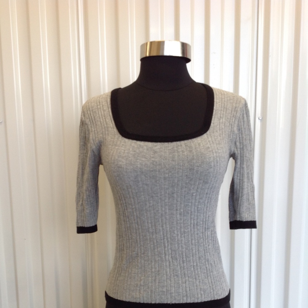 BODY CON GREY TOP